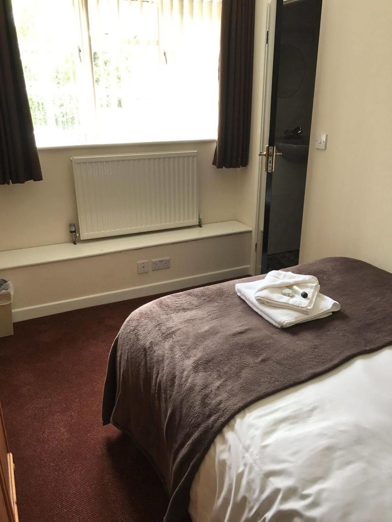 The Old Pound 3*